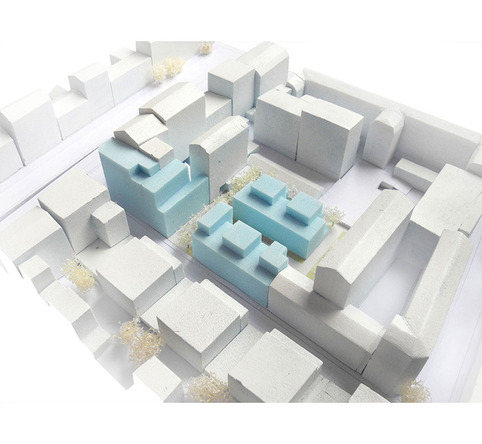 Renouveau à Quatre Chemins